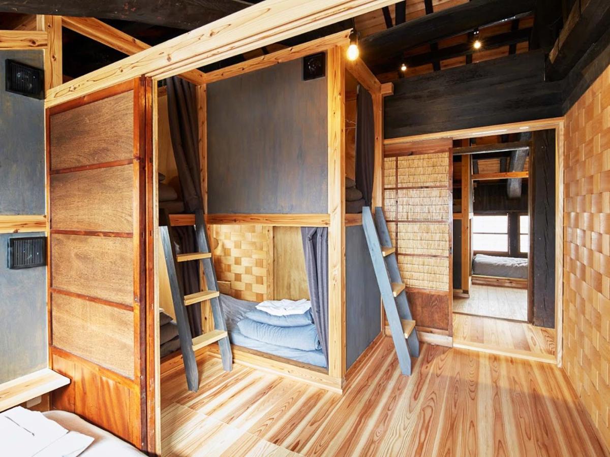 Hostel & Tatami Bar Uchikobare -内子晴れ- Kültér fotó