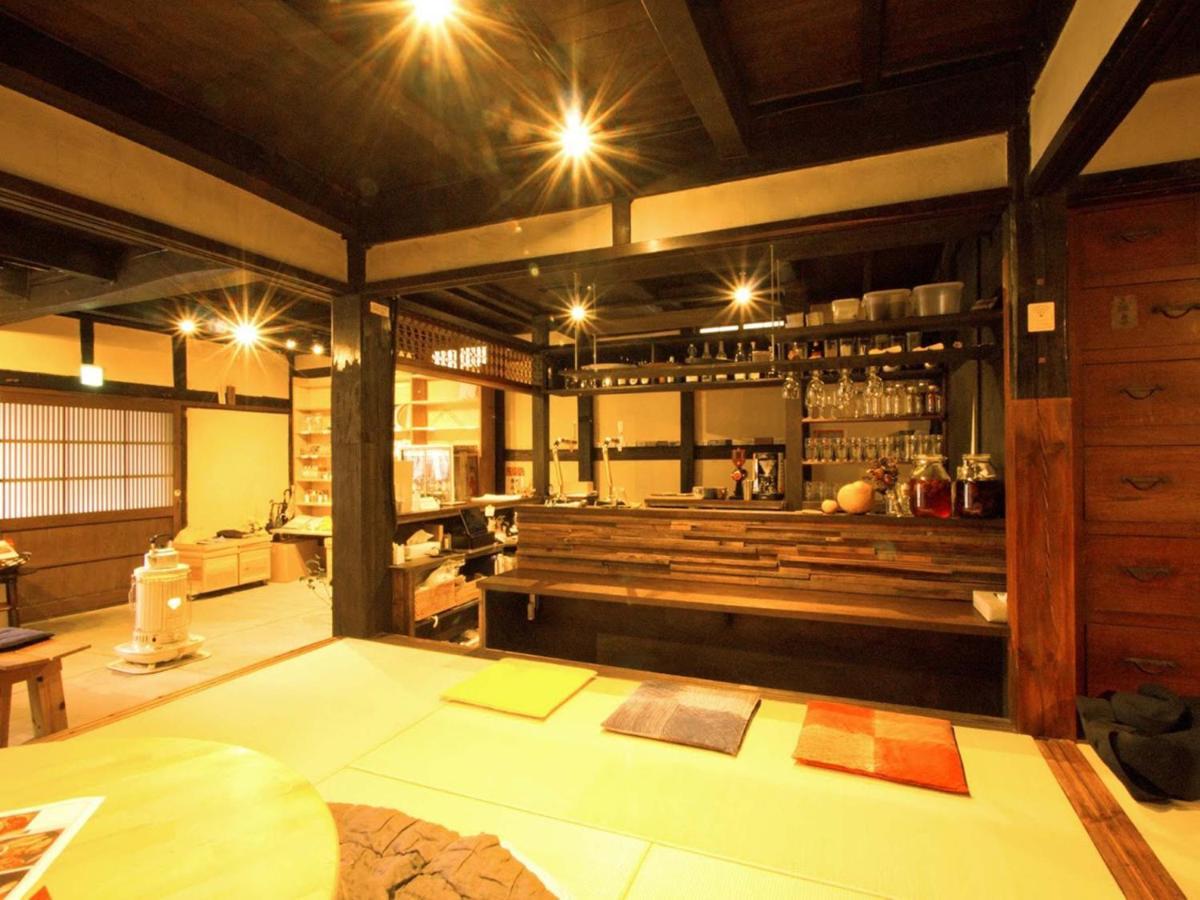 Hostel & Tatami Bar Uchikobare -内子晴れ- Kültér fotó