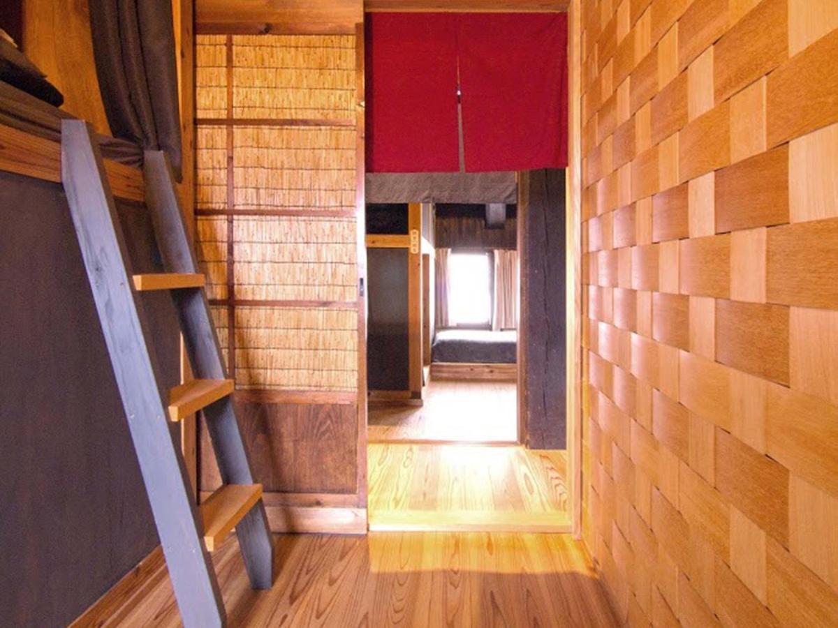 Hostel & Tatami Bar Uchikobare -内子晴れ- Kültér fotó