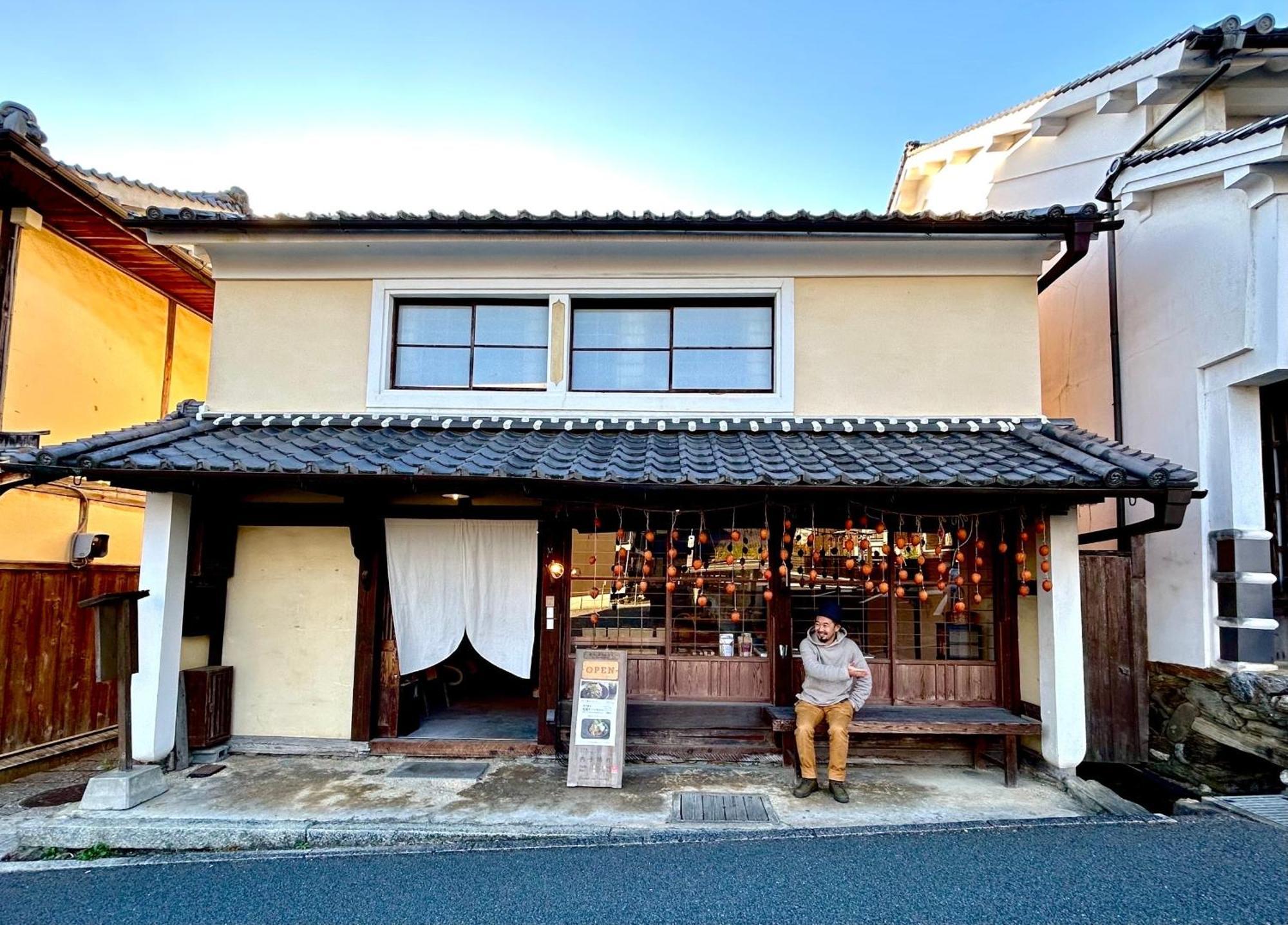 Hostel & Tatami Bar Uchikobare -内子晴れ- Kültér fotó