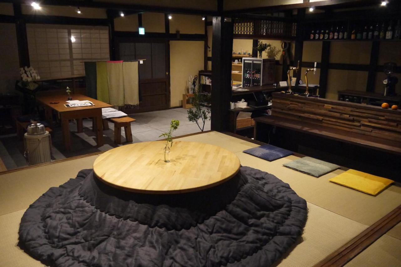 Hostel & Tatami Bar Uchikobare -内子晴れ- Kültér fotó