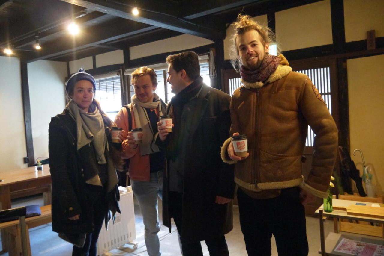Hostel & Tatami Bar Uchikobare -内子晴れ- Kültér fotó